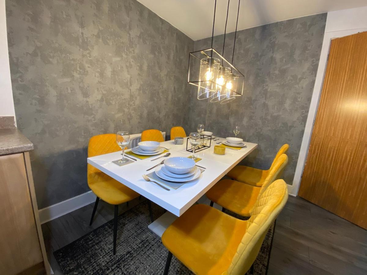 Luxe Place - Netflix & Workspace For 6 Birmingham Exteriör bild